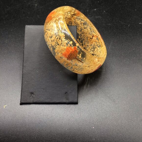 Resin Bangle Bracelet Preserved Dried Flowers Clear Resin with Orange Petals - Picture 4 of 6